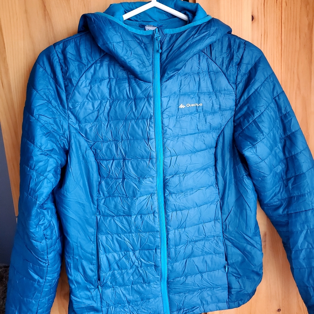 Quechua Decathlon Women's Teal Blue Down Hooded Jacket size Small
